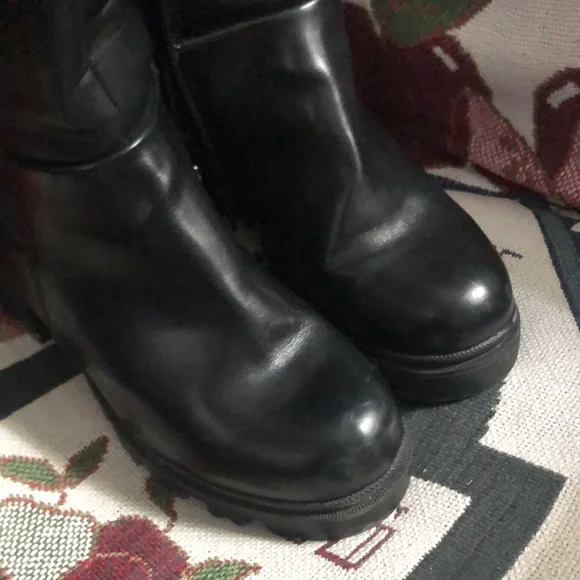 Black Riding Boots - Picture 2 of 5